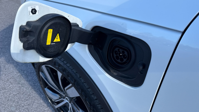 Volvo Xc40 1.5 T5 Recharge PHEV R DESIGN Pro 5dr Auto Estate